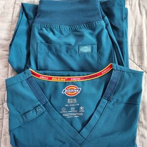 Dickies Teal Blue V-Neck Scrub Top and Pants Set